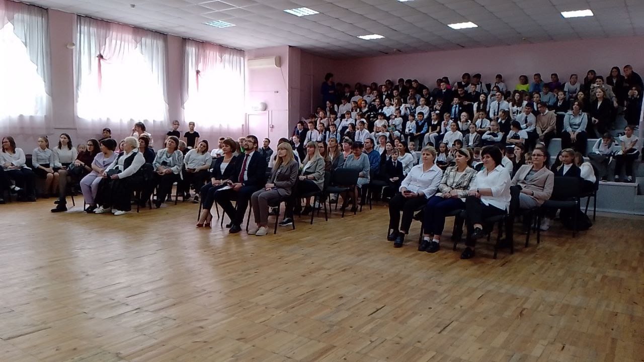 Фотографии школы.